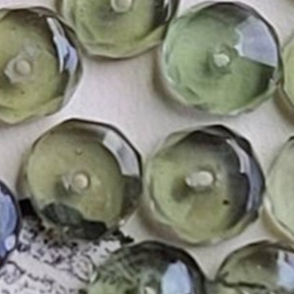 Silver and genuine moldavite bead necklace - Picture 5 of 5